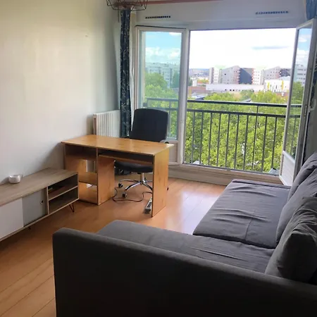 Open Northern View شقة