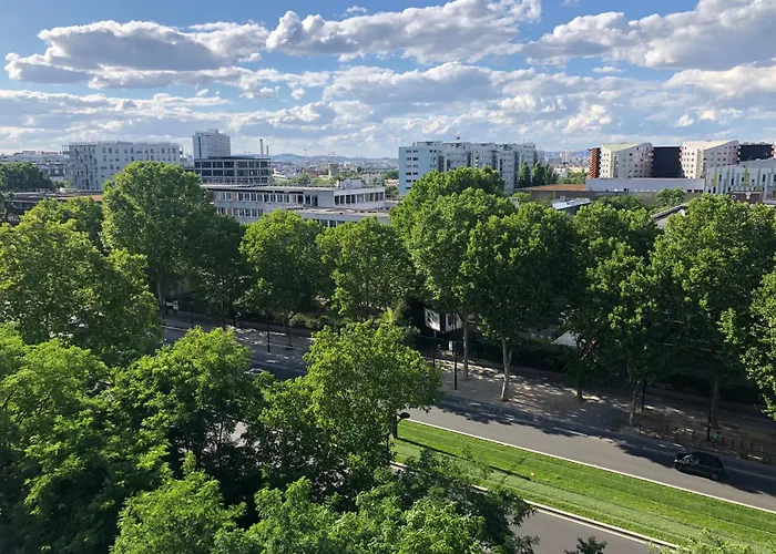 Open Northern View Paris